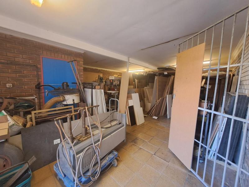 To Let Commercial Property for Rent in Beaconvale Western Cape
